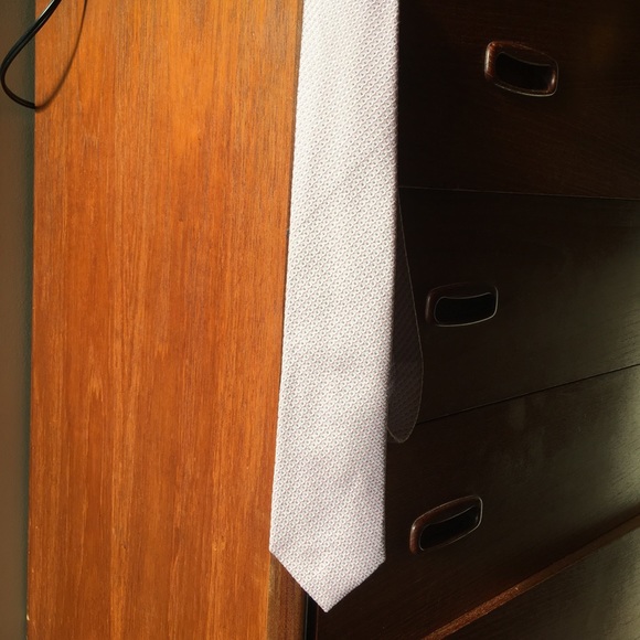 Kenneth Cole Reaction men’s tie - Picture 2 of 5